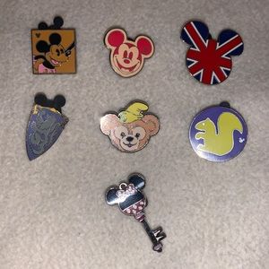 Disney Trading Pins 7pcs